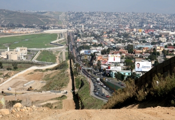 Frontera Mèxic i EEUU I @Pixaby, WikiImages